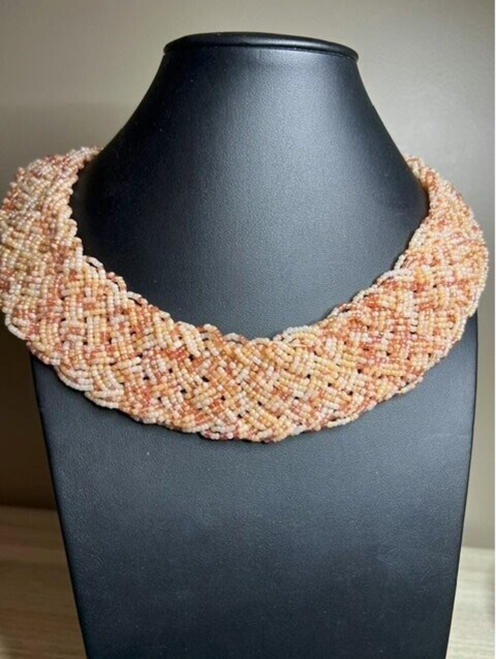 B6231 VTG Woven Seed Bead Choker Necklace Peach Coral pink Champagne 20-22" Boho